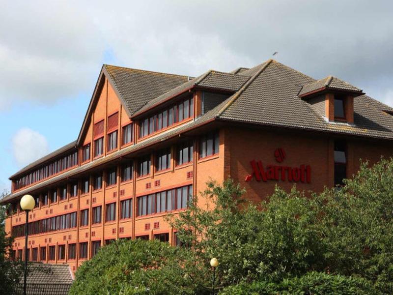 Delta Hotels By Marriott Swindon Exterior photo